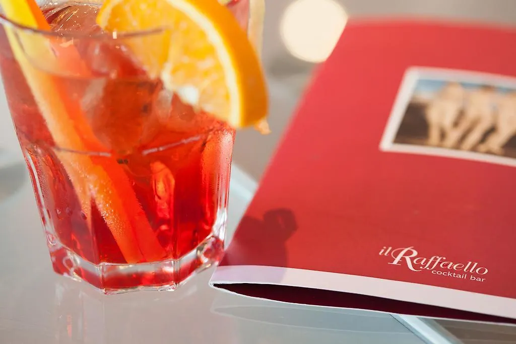 Hotel Rafael Milano 3*,