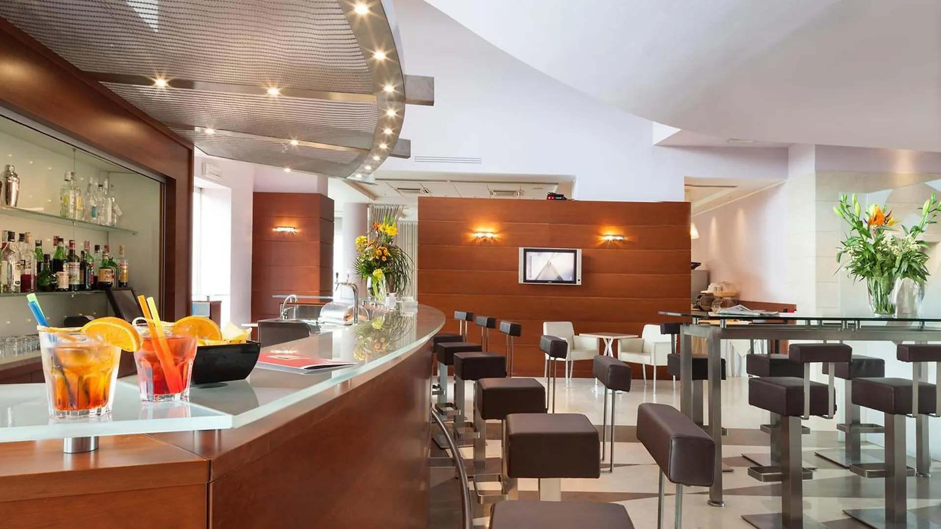 Hotel Rafael Milano 3*,  Italia